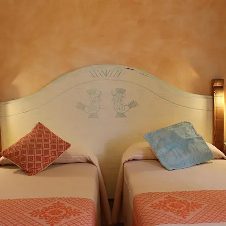 Maria Caderina Village Hotel 4*
