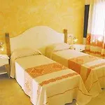 Maria Caderina Village Hotel 4*