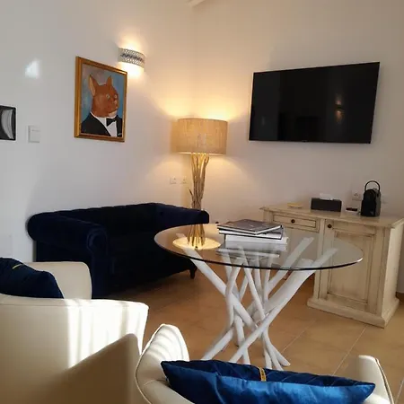 Maria Caderina Village מלון 4*