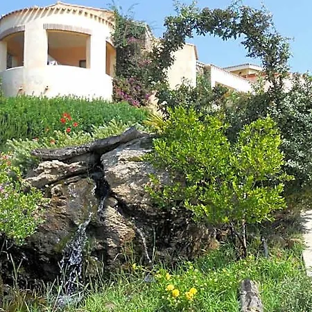 מלון Maria Caderina Village 4*