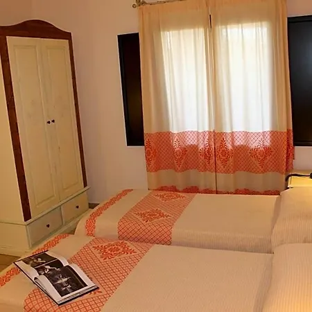 Maria Caderina Village ホテル 4*