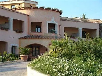 Maria Caderina Village Hotel 4*