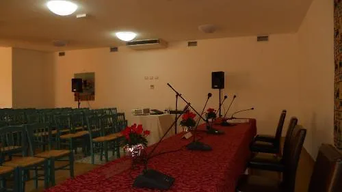 玛丽亚卡德利娜翠绿乡村酒店 波萨达